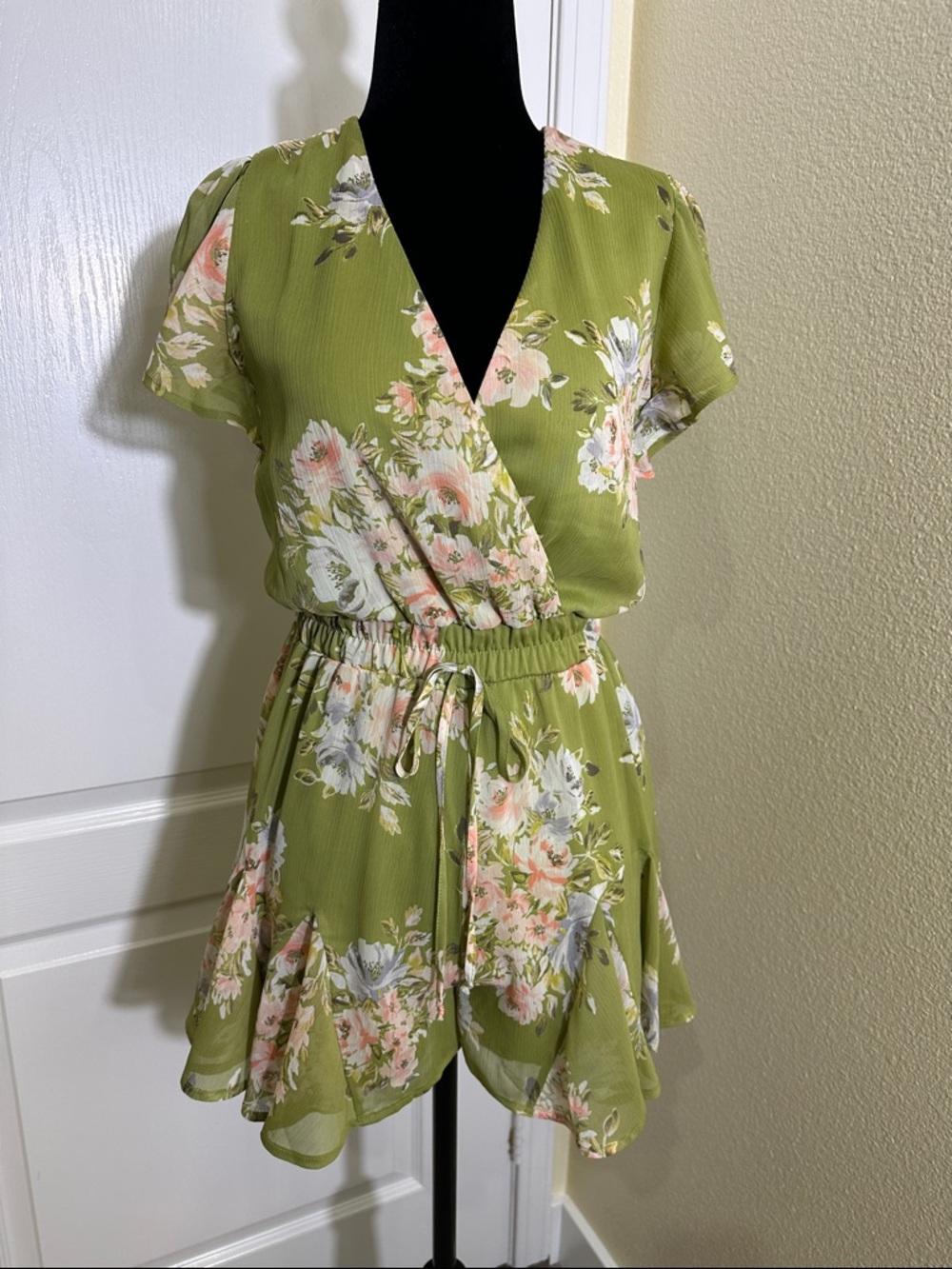 mi ami for Francesca Green Floral Romper with Pink & Blue Gray Roses. XXS